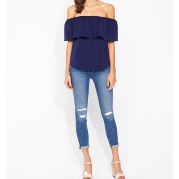 Portmans Tops - Portmans off shoulder ruffle top